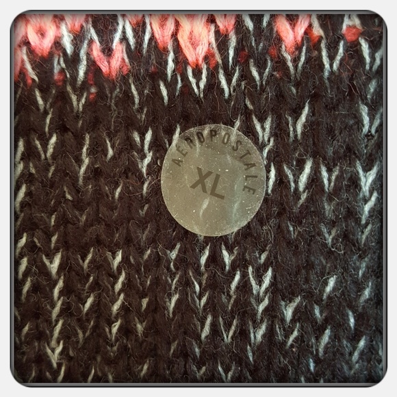 Woman's Aeropstales Oversized Sweater Size XL - Picture 3 of 5